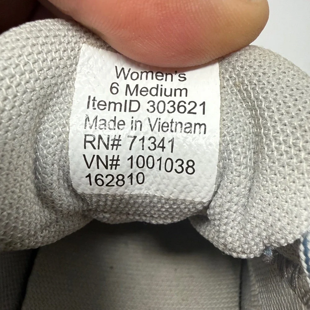 LL Bean Tek 2.5 Waterproof Hiking Shoes Womens 6 Blue Grey Vibram Sole 303621